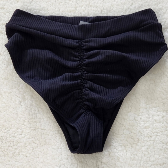 New!Montce Paula Ribbed High Waisted Scrunch Butt Bikini Bottom - Picture 8 of 11